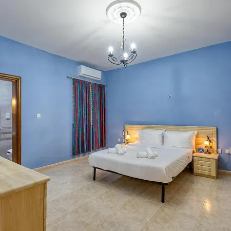 Lägenhet Marsaskala 3br With Balconies, Malta *