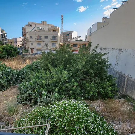 Marsaskala 3br With Balconies, Malta Il-Mahsel
