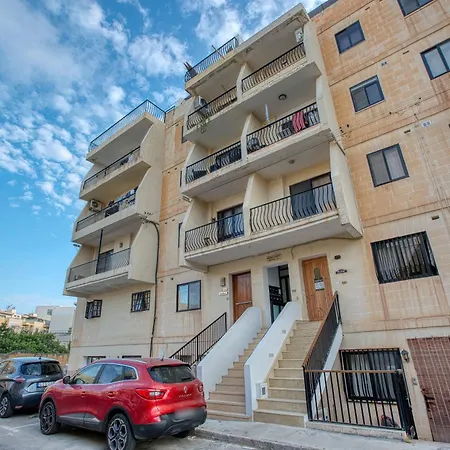 Marsaskala 3br With Balconies, Malta Lägenhet